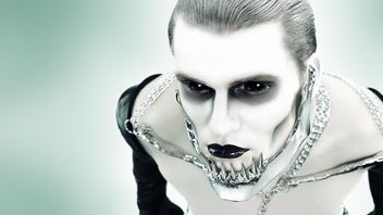 American Horror Story na pierwszej zapowiedzi 12. sezonu. Tak wygląda Kim Kardashian w serialu