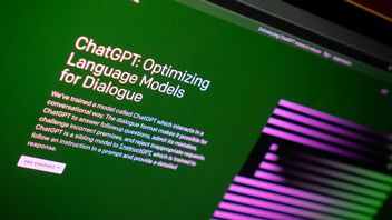 Używasz ChatuGPT na studiach? Lepiej wykorzystuj AI z głową, bo uniwersytet może unieważnić Ci pracę