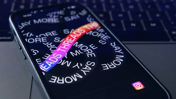 Threads z coraz mniejszą liczbą użytkowników, ale Zuckerberg zachowuje optymizm