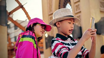 Chiński rząd chce ograniczyć korzystanie ze smartfonów przez dzieci do dwóch godzin dziennie