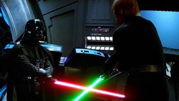Powrót Jedi mógł mieć zupełnie inne zakończenie. George Lucas chciał uśmiercić jedną postać, a trzy inne wskrzesić