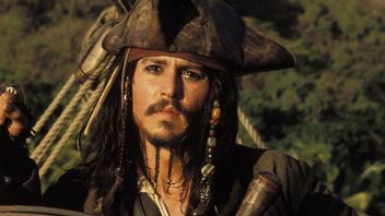 Aktor z Piratów z Karaibów o potencjalnym powrocie Johnny'ego Deppa. Zwraca uwagę na to, że widownia go „kocha”