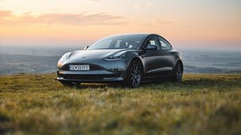 Z czego wynika wysoka cena produkcji i wymiany akumulatorów w samochodach elektrycznych