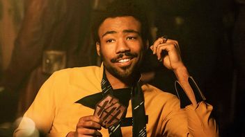 Lando wyląduje w kinach. Serial Star Wars o charyzmatycznym bohaterze przekształcono w film