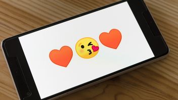 Limonka i grzyb to nowe oficjalne emotki, zadecydujemy też w którą stronę chcemy iść