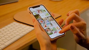 Jak udostępnić czyjąś relację na Instagramie?