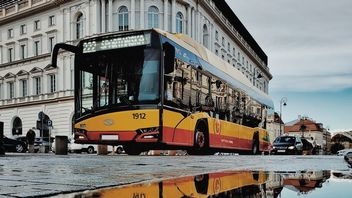 Najdłuższy autobus na świecie miał 32 metry długości i mógł przewieźć 350 pasażerów