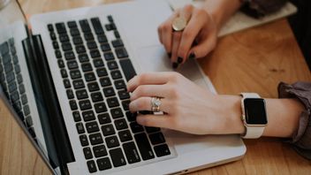 „Laptop dla Nauczyciela”? Tak, ale tylko z wybranych sklepów