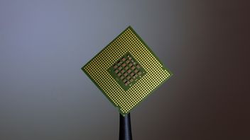 Rosja kpi z amerykańskich sankcji, planuje budowę własnych superkomputerów z zakazanymi chipami NVIDIA H100