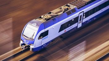 Zmiana czasu wpłynie na kursowanie pociągów, PKP Intercity przypomina o dodatkowych postojach