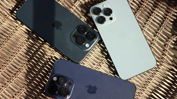 iPhone 15 Pro Max jest dużo droższy w produkcji, teleobiektyw kosztuje niemal trzykrotnie więcej