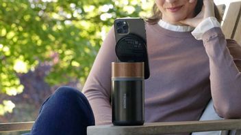 Duracell stworzył uniwersalną ładowarkę, które wygląda jak wielka bateria