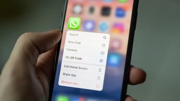 Jak odzyskać usunięte wiadomości z WhatsApp? Opisujemy, jak utworzyć i przywrócić kopię zapasową