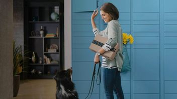 Amazon „wynalazł” paczkomaty, aby walczyć ze złodziejami; gigantyczna korporacja daleko w tyle za Polakami