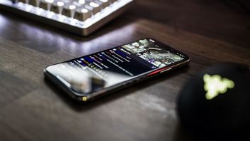 Jak zgrać zdjęcia z iPhone na komputer?