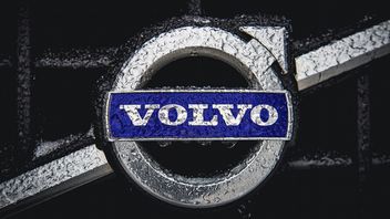 W 1974 roku Szwecja sprzedała Korei Północnej 1000 samochodów Volvo. Do dziś rząd w Pyongyangu jest jej winien 300 milionów euro