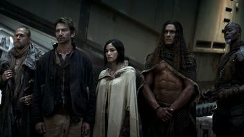 Czy Rebel Moon Netflixa jest odpowiedni dla dzieci? Kategoria wiekowa filmu sci-fi Zacka Snydera