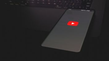 Dlaczego pojedynczy film na YouTube wciąż ma 301 wyświetleń, mimo że obejrzano go 15 milionów razy?