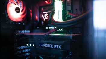 Recenzje RTX 4070 Super wskazują na tańszą alternatywę dla RTX 4070 Ti. Benchmarki napawają optymizmem