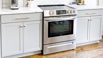 Jak wyczyścić podwójną szybę piekarnika bez demontażu?