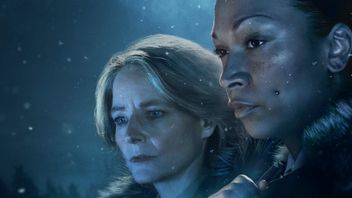 Fani dopatrzyli się w 4. sezonie True Detective plakatów stworzonych z pomocą AI. Showrunnerka serialu skomentowała ich odkrycie