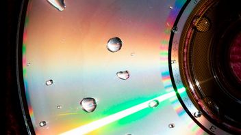 Potencjalny następca DVD i Blu-ray może pomieścić nawet 200 TB na jednym dysku