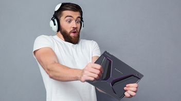 Powstał prawdziwy tablet dla graczy. Posiada kontrolery wbudowane w tylną obudowę