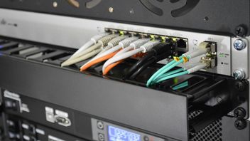 Twój Internet i tak może być zbyt szybki. Popularny youtuber tłumaczy dlaczego