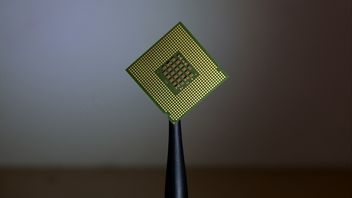 Rządowe komputery w Chinach bez procesorów Intela i AMD; to kolejny etap wojny technologicznej z USA