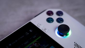 Windows nie nadaje się do konsol przenośnych. Phil Spencer szuka innych możliwości rozwiązania tego problemu