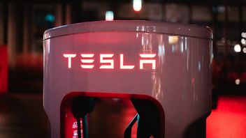 Cybertruck z usterką pedału gazu. Tesla wycofuje prawie wszystkie auta