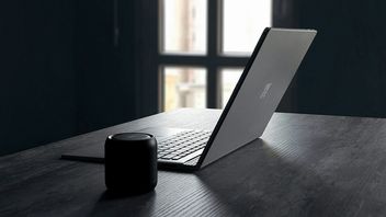 Microsoft chce byś założył konto online; irytujący komunikat wkrótce o tym przypomni