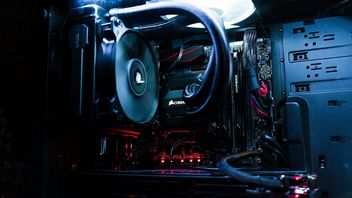 „To była zbyt dobra oferta”: gracz chciał kupić tylko jajka, a wyszedł ze sklepu z komputerem gamingowym za kilka tysięcy