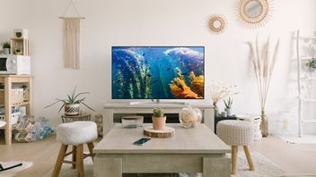 Jaka odległość od telewizora 65 cali?