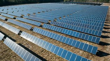 Najpierw zrobiły to Indie, teraz Stany Zjednoczone pokrywają swoje kanały irygacyjne panelami słonecznymi