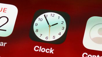 Twój iPhone Cię nie obudzi, dosłownie. Budzik w smartfonie Apple szwankuje przez wadliwe oprogramowanie