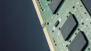 DDR2 vs DDR3 vs DDR4 vs DDR5. Omawiamy najważniejsze różnice w pamięciach RAM