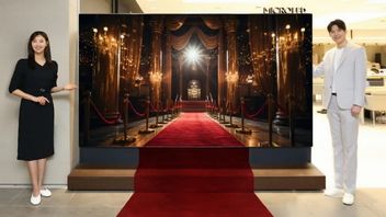 Kup jeden telewizor, a drugi dostaniesz gratis. Nietypowa promocja Samsunga na jeden z najdroższych odbiorników na świecie