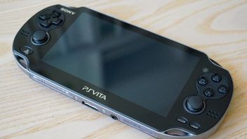 Gracz wystawia na sprzedaż unikalną wersję PS Vita, ale nie wszystkim spodoba się jej cena