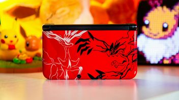 Ta trenerka Pokémon ma na imię Amanda i jest ostatnią osobą, która gra w Pokémon X/Y na serwerach 3DS - po 29 dniach oporu wzruszająco się żegna