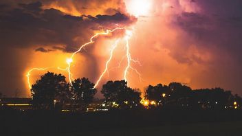 Nie tylko radar burz i Antistorm. Te strony i aplikacje do sprawdzania pogody warto znać