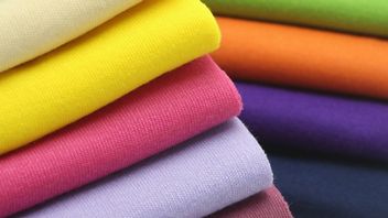 Smart ubrania mogą dokładnie analizować nasze ruchy dzięki specjalnym niciom w szwach