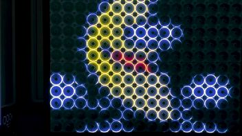 Gracz zbudował ekran z 200 wentylatorów RGB