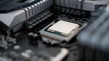 Aktualizacja Intela zabezpieczy tylko nowe CPU przed niestabilnością. To efekt długiej bierności Intela