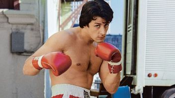Prawie 50 lat po premierze pierwszego Rocky’ego Sylvester Stallone pisze scenariusz prequela i zdradza szczegóły fabuły: „Będzie jak Zakochany kundel”