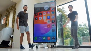 To największy iPhone na świecie, ale raczej nie chciałbyś go ze sobą nosić