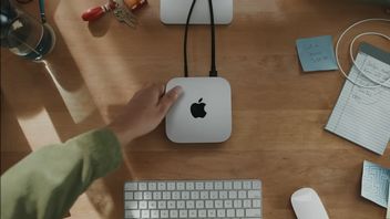 Apple tłumaczy się z dziwnego umieszczenia przycisku zasilania w najnowszym Macu Mini