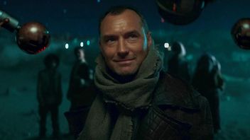 Gwiezdne wojny to doświadczenie „dziesięciokrotnie” mocniejsze niż wszystko inne. Jude Law zdradza, że jego Jedi w Star Wars: Skeleton Crew będzie niczym Han Solo