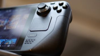 Wyciekł wygląd Steam Controllera 2. Gamepad przypomina Steam Decka bez ekranu