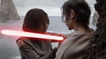 W 2. sezonie Akolity zobaczylibyśmy więcej Dartha Plagueisa. Gwiazdor serialu Star Wars wierzy, że skasowana seria Disneya jeszcze powróci